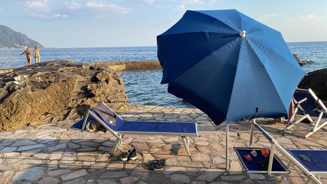 Camogli - "La Porta Rossa" - Liguria Holidays Sori Exterior photo